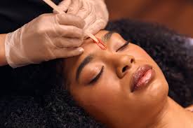 Eyebrow & Upperlip Waxing