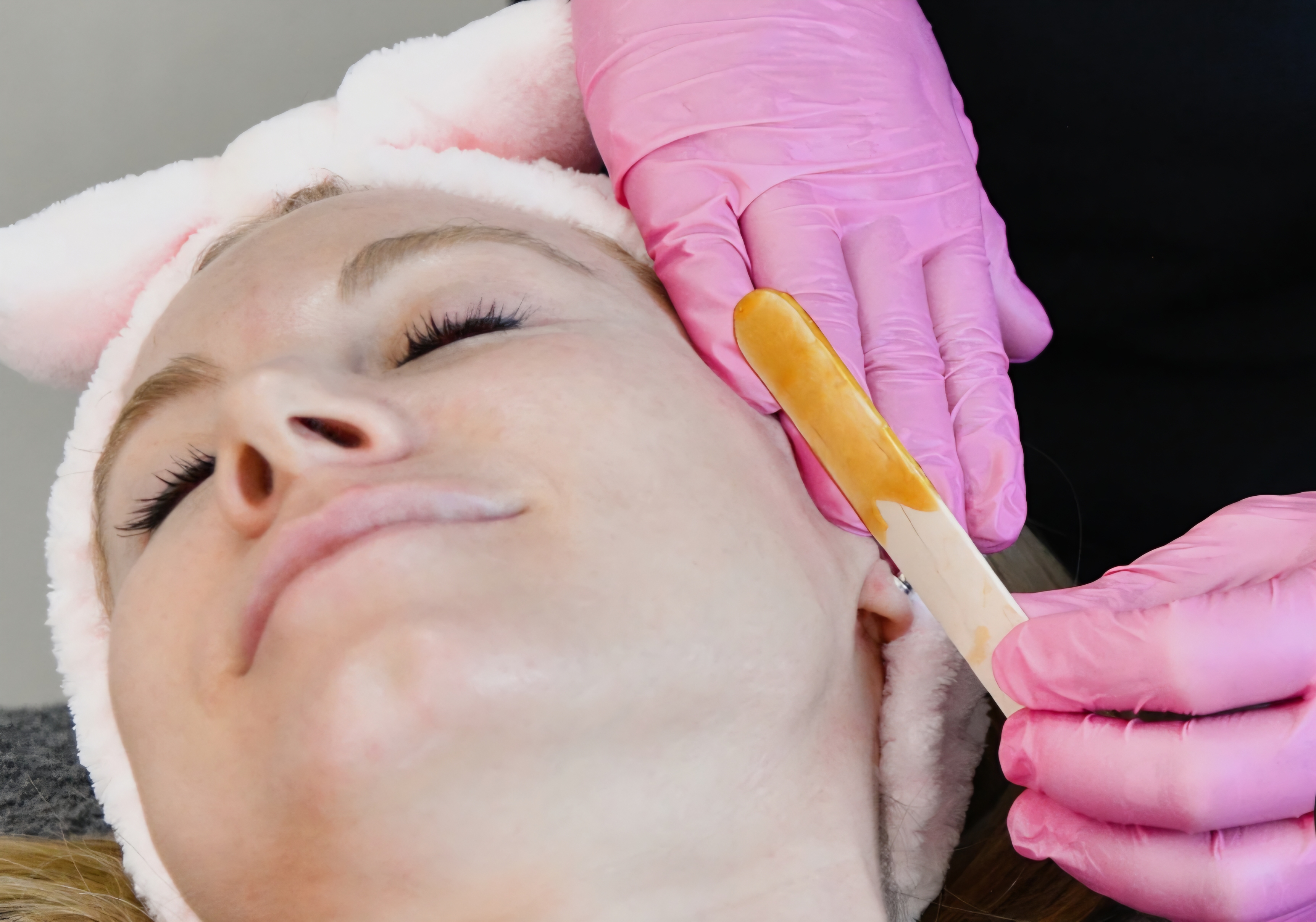 Full Face waxing